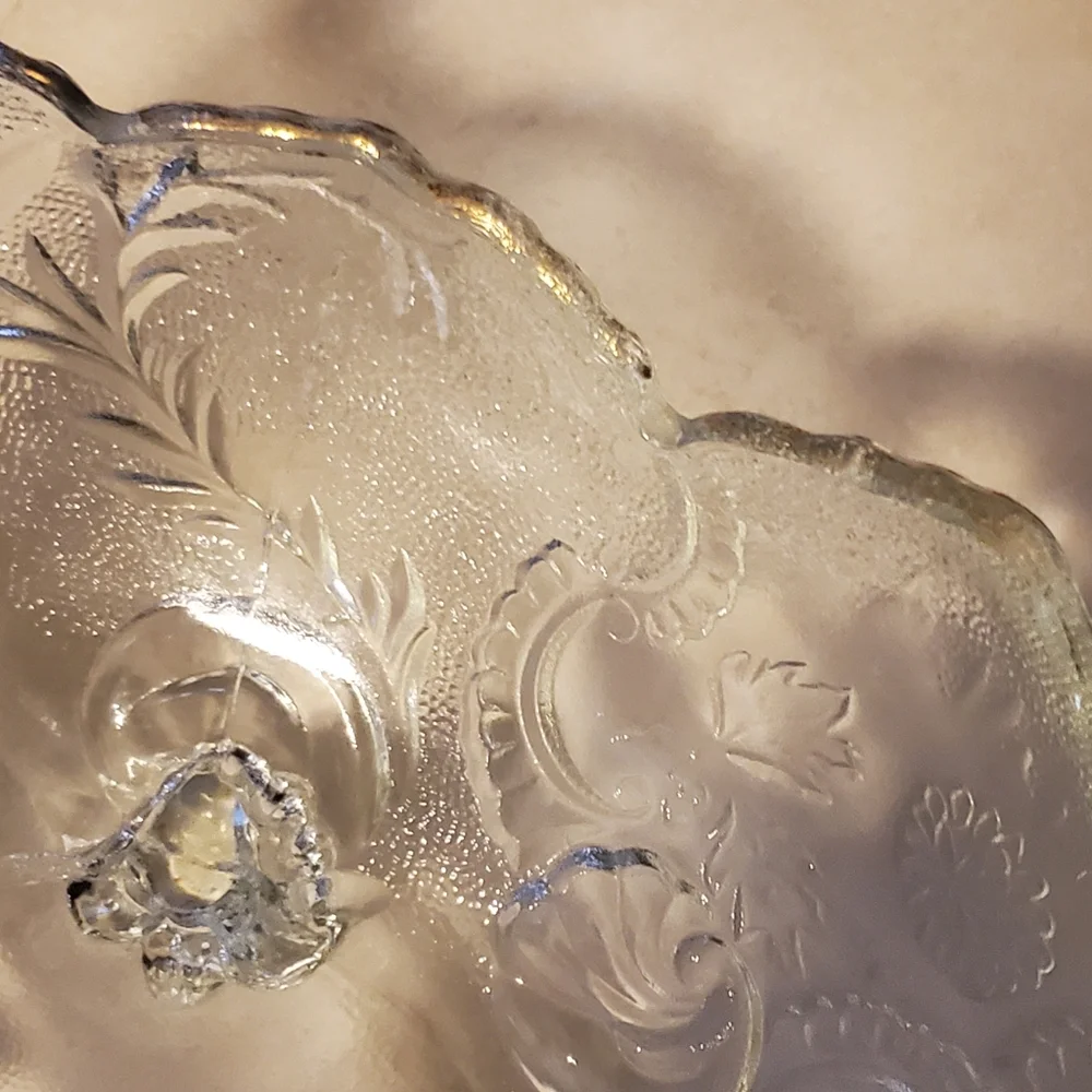 Etched glass footed oval serving bowl with gold trim
